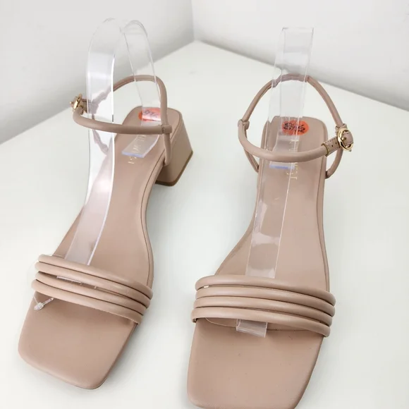 Elegant Tan Women's Sandals - Picture 2 of 11